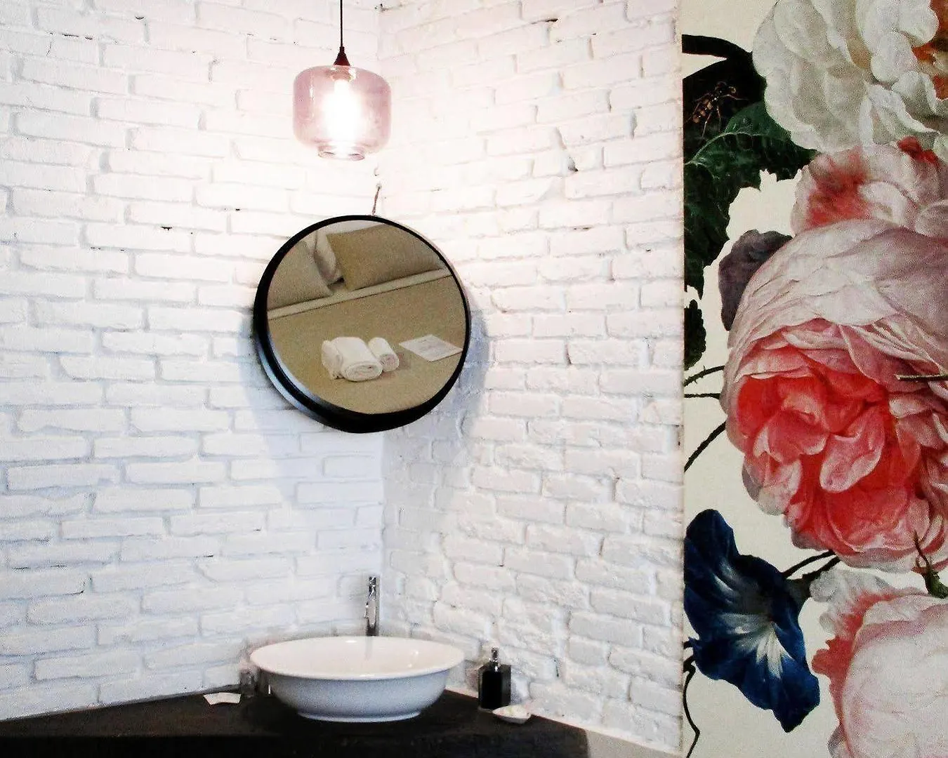 ** Guest house Serendipity Rooms Milan Italy