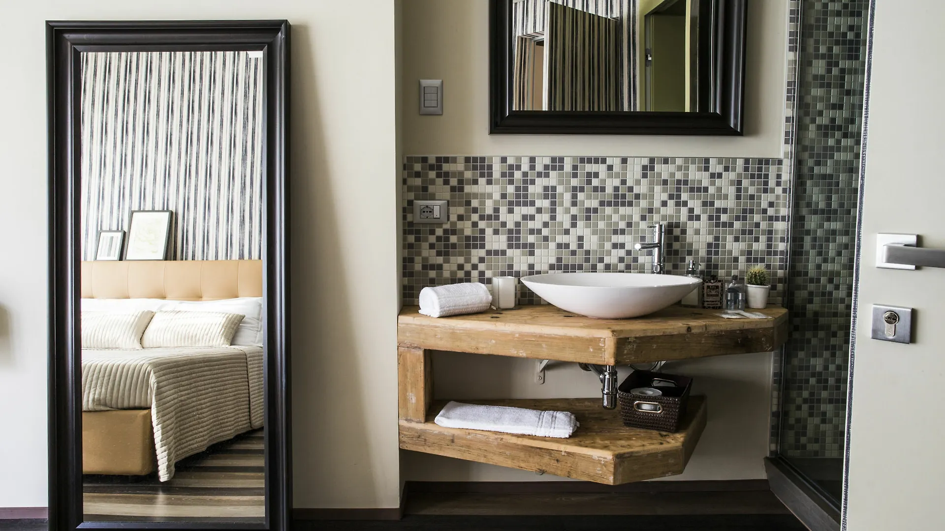 ** Guest house Serendipity Rooms Milan Italy